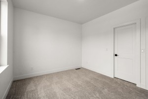 34-web-or-mls-1805-N-Black-Elm-34